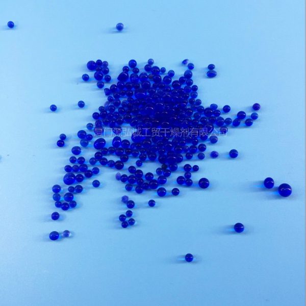 Blue allochroic desiccant